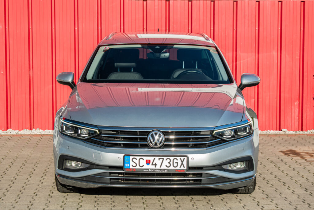 Volkswagen Passat Variant 2.0 TDI Elegance 4Motion DSG