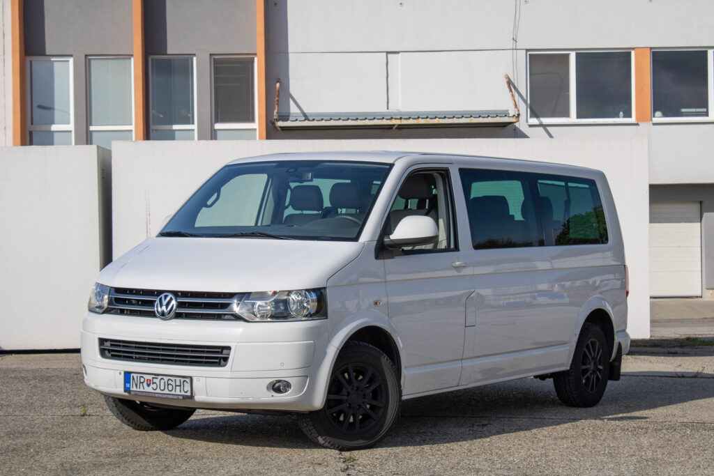 Volkswagen Caravelle 2.0 TDI LR Comfortline 4Motion