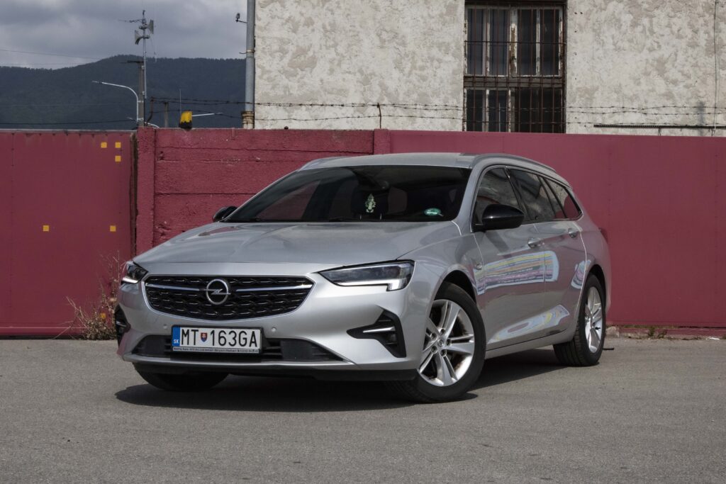 Opel Insignia ST 2.0 CDTi S&S Elegance A/T