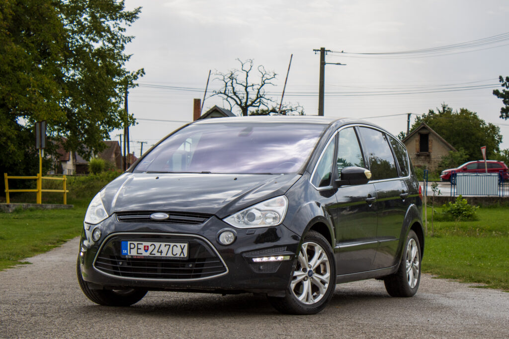 Ford S-Max 2.0 TDCi 163k Titanium A/T /AJ NA SPLÁTKY/