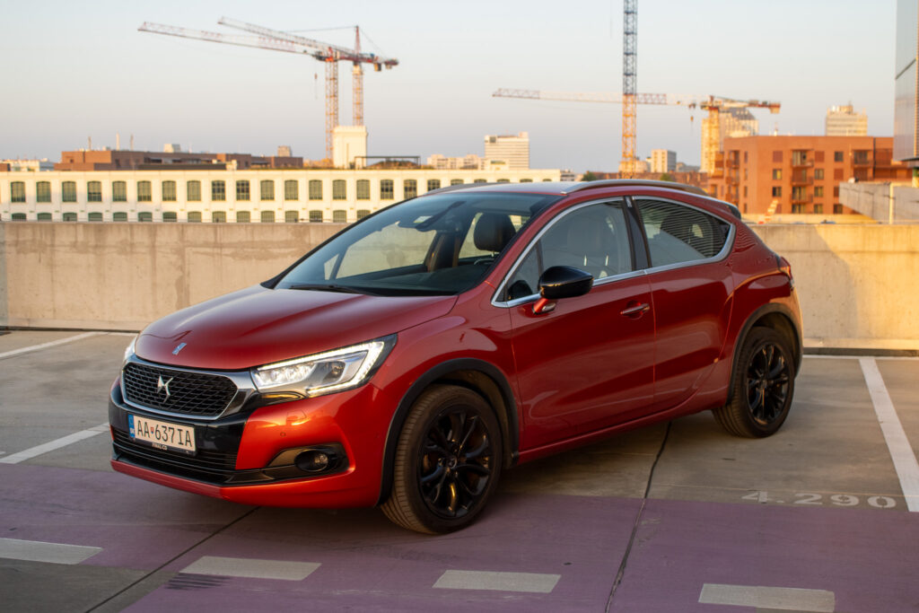 DS 4 CROSSBACK DS4  1.6 BlueHDi EAT6