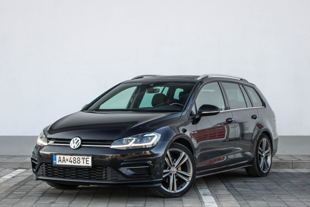 Volkswagen Golf Variant 2.0 TDI R-Line Highline