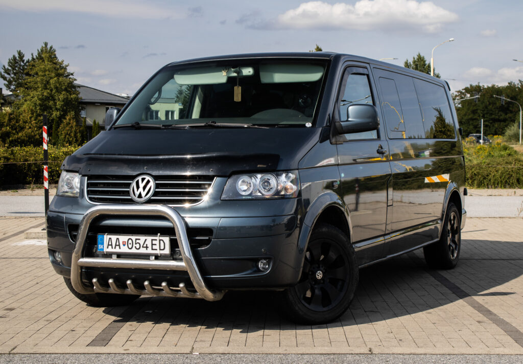 Volkswagen Caravelle 2.5 TDI 128kW (2007)