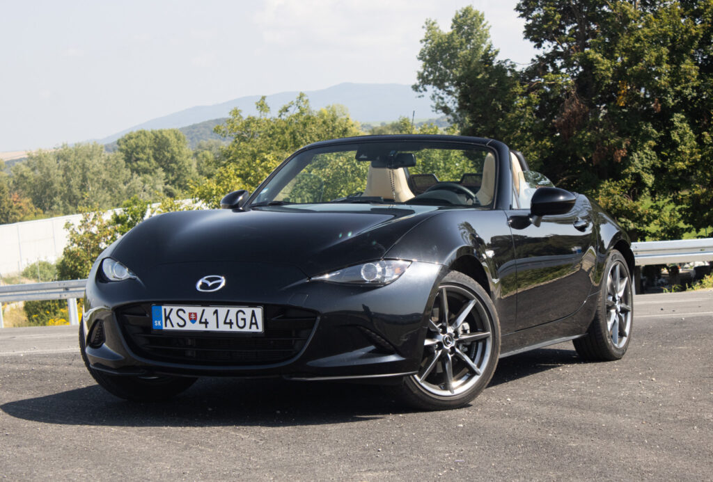 Mazda MX-5 2.0 Skyactiv-G160 Revolution TOP
