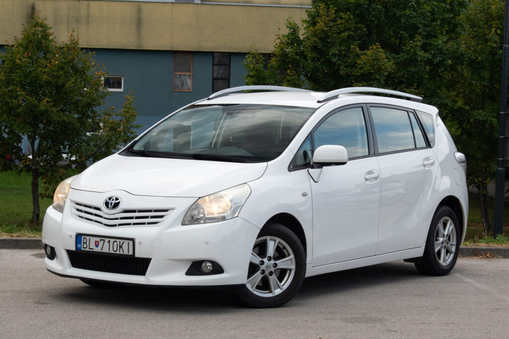 Toyota Verso 2.0 I D-4D 125 Active