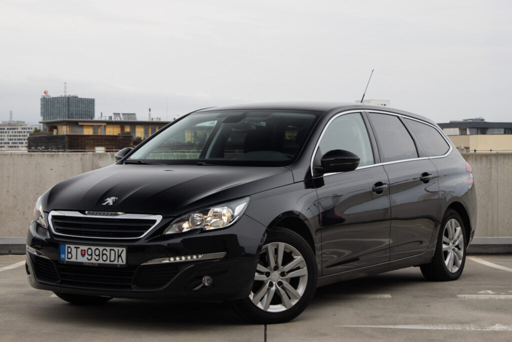 Peugeot 308 1.2 PureTech 130 AT6