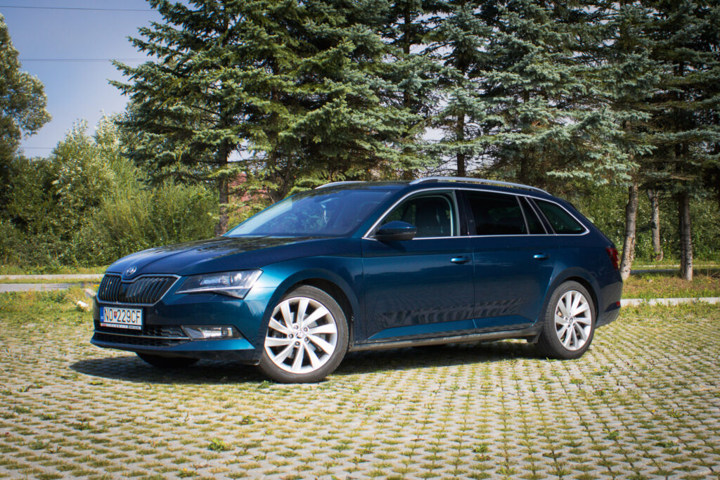 Škoda Superb Combi 2.0 TDI 190k 4x4 Style DSG