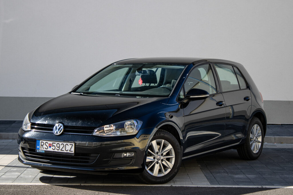 Volkswagen Golf 1.2 TSI BMT Trendline EU6