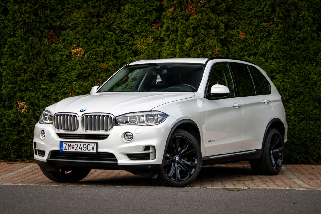 BMW X5 xDrive40d A/T, 230 kW / AJ NA SPLÁTKY / PROTIÚČET /