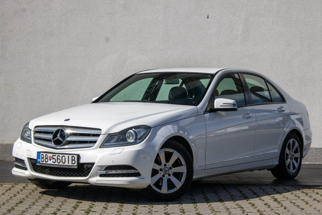 Mercedes-Benz C trieda Sedan 200 CDI Elegance A/T, 100 kW, A7 /AJ NA SPLÁTKY / PROTIÚČET