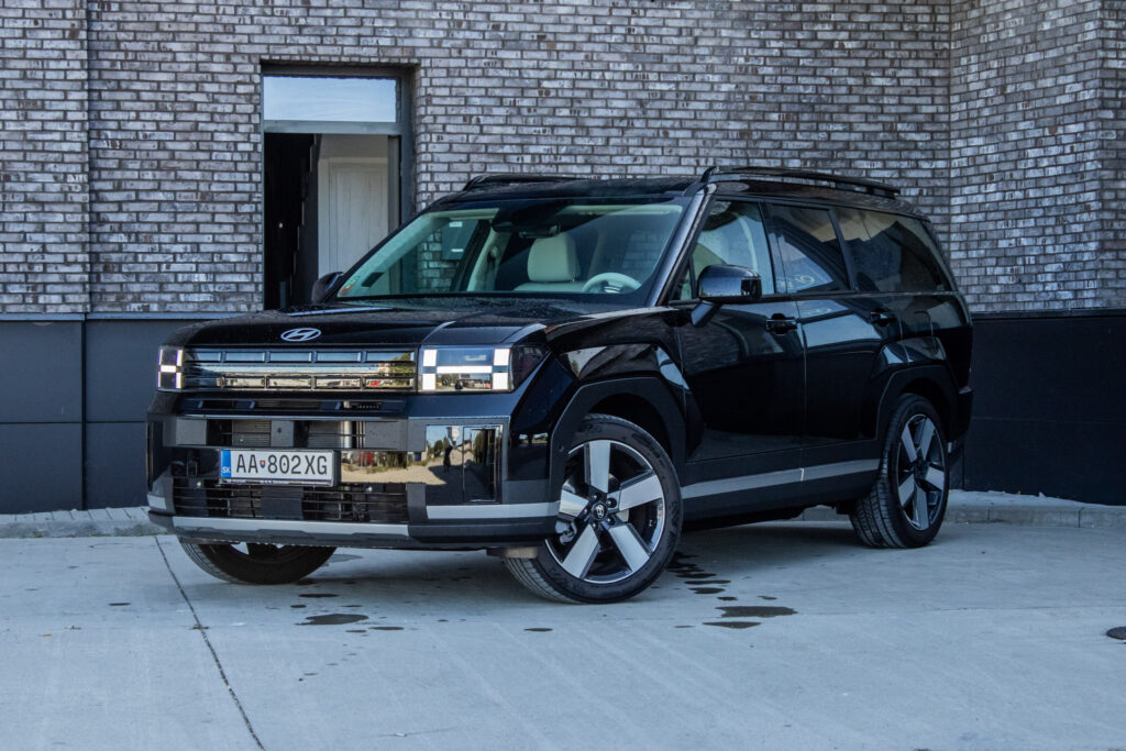 Hyundai Santa Fe 1.6 Benzín + HEV / AJ NA SPLÁTKY / PROTIÚČET