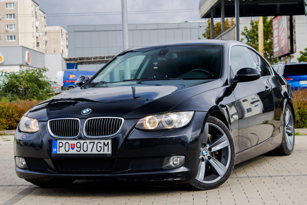 BMW Rad 3 330d A/T 170kw / AJ NA SPLÁTKY / PROTIÚČET /