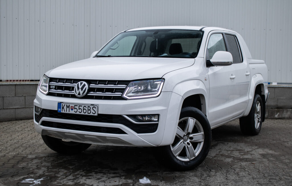 Volkswagen Amarok 3.0 TDI Highline 4MOTION, 150kW (2017) / AJ NA SPLÁTKY / PROTIÚČET /