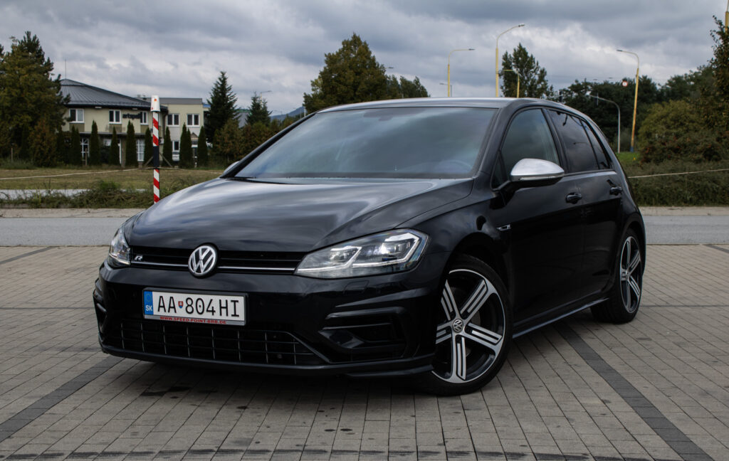 Volkswagen Golf 7 R 2.0 TSI 221kW, (2019) / AJ NA SPLÁTKY / PROTIÚČET /