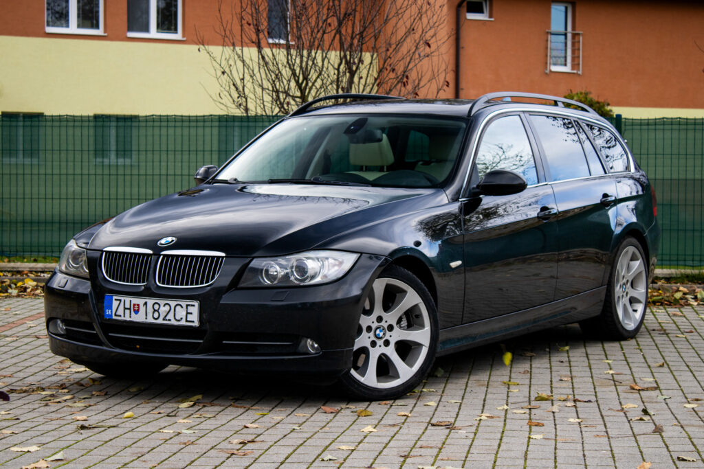 BMW Rad 3 Touring 330d xDrive A/T M57 / AJ NA SPLÁTKY / PROTIÚČET /