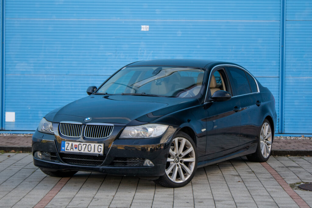 BMW Rad 3 325 i xDrive A/T / AJ NA SPLÁTKY/ PROTIHODNOTA /