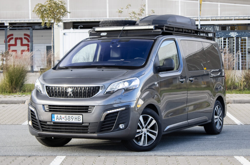 Peugeot Traveller 2.0 BlueHDi 177 Business VIP Standard, (2017) / AJ NA SPLÁTKY / PROTIÚČET /
