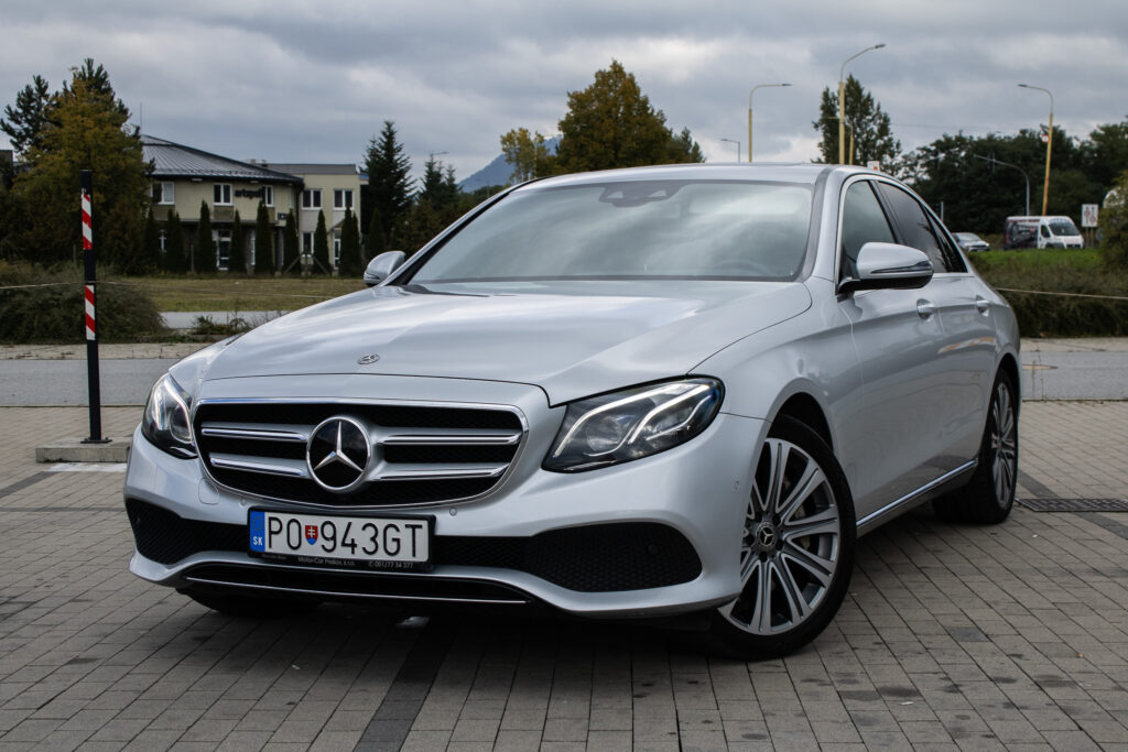 Mercedes-Benz E trieda Sedan 350 d 4MATIC, 190kw (2017) / AJ NA SPLÁTKY / PROTIÚČET /
