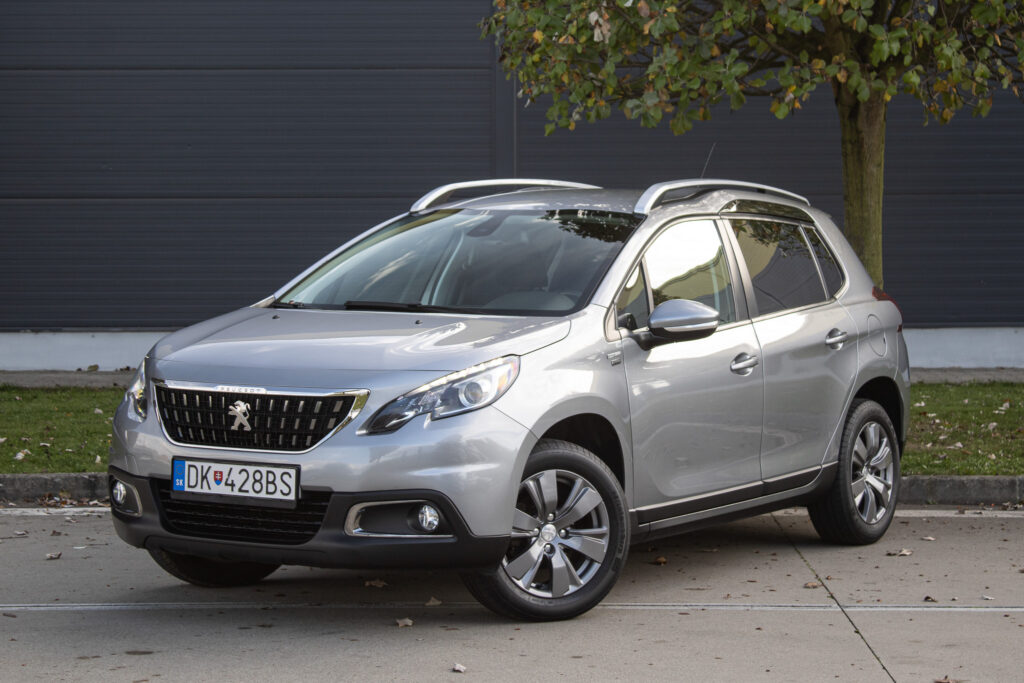 Peugeot 2008 1.2 PureTech Style / AJ NA SPLÁTKY / PROTIHODNOTA /