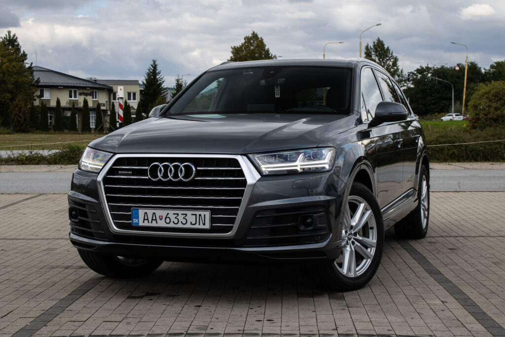 Audi Q7 3.0 TDI quattro tiptronic, 200kW (2015) / AJ NA SPLÁTKY / PROTIÚČET /