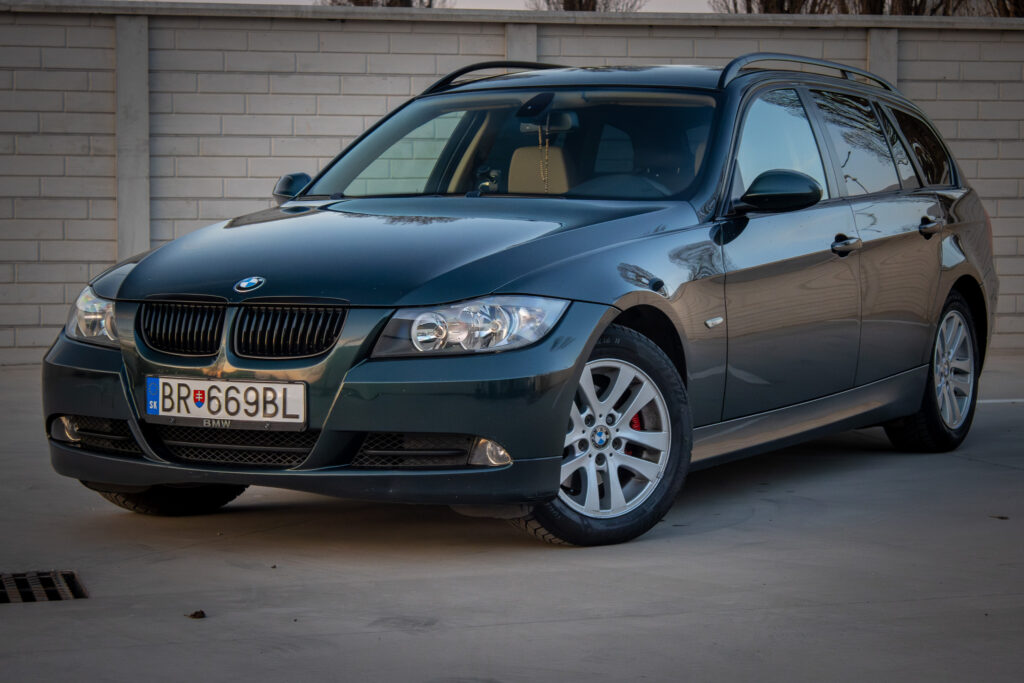 BMW Rad 3 Touring 318 d 122k