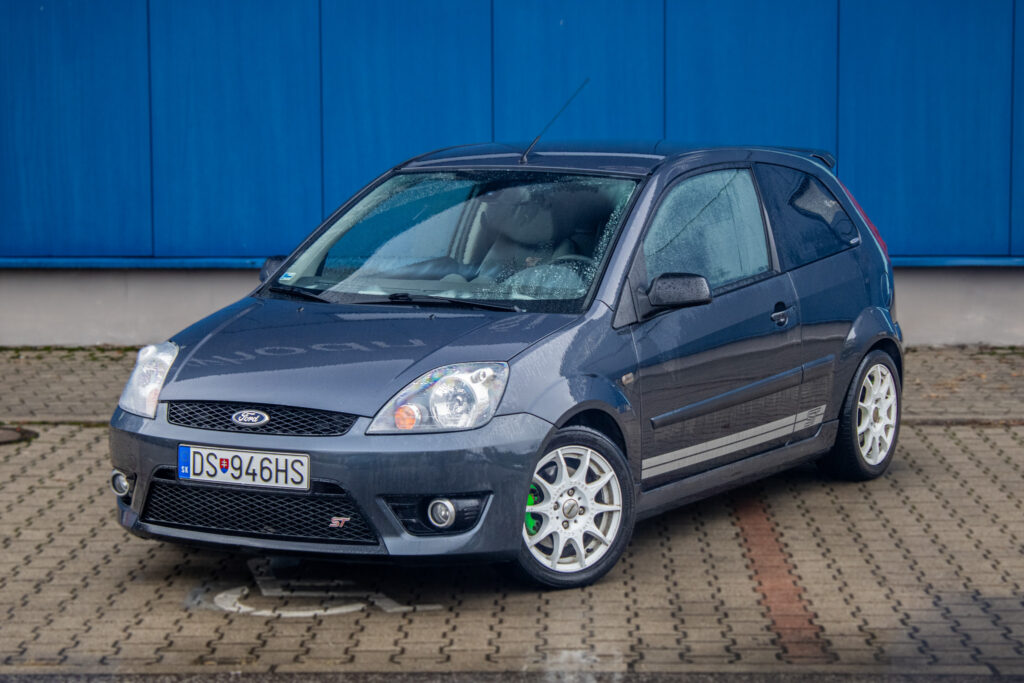 Ford Fiesta 2.0 ST150, 110kW, M5 / AJ NA SPLÁTKY / PROTIÚČET /