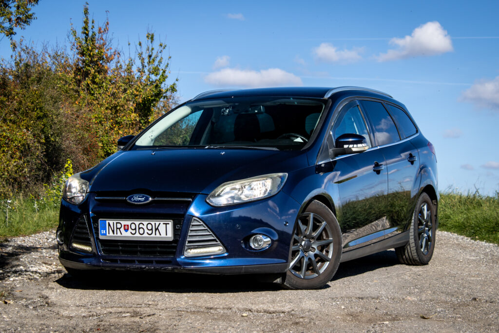 Ford Focus Kombi 1.6 TDCi DPF  / AJ NA SPLÁTKY /