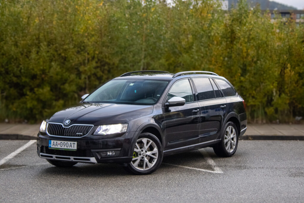 Škoda Octavia Combi SCOUT 2.0 TDI 4x4 DSG 135kW