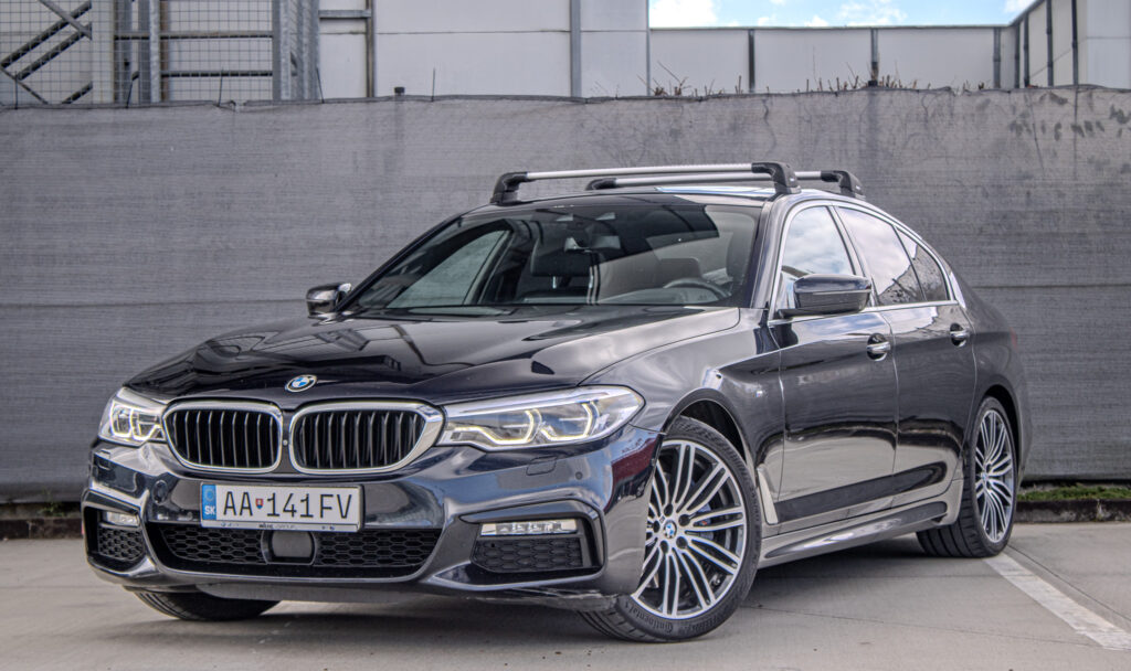 BMW Rad 5 530i xDrive, A/T, 185kW, A8, 4d / AJ NA SPLÁTKY / PROTIHODNOTA /