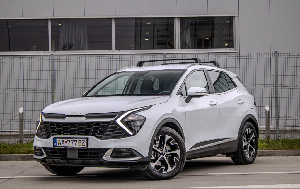 Kia Sportage 1.6 T-GDI mHEV Gold 4WD A/T7 132kW / AJ NA SPLÁTKY / PROTIÚČET /