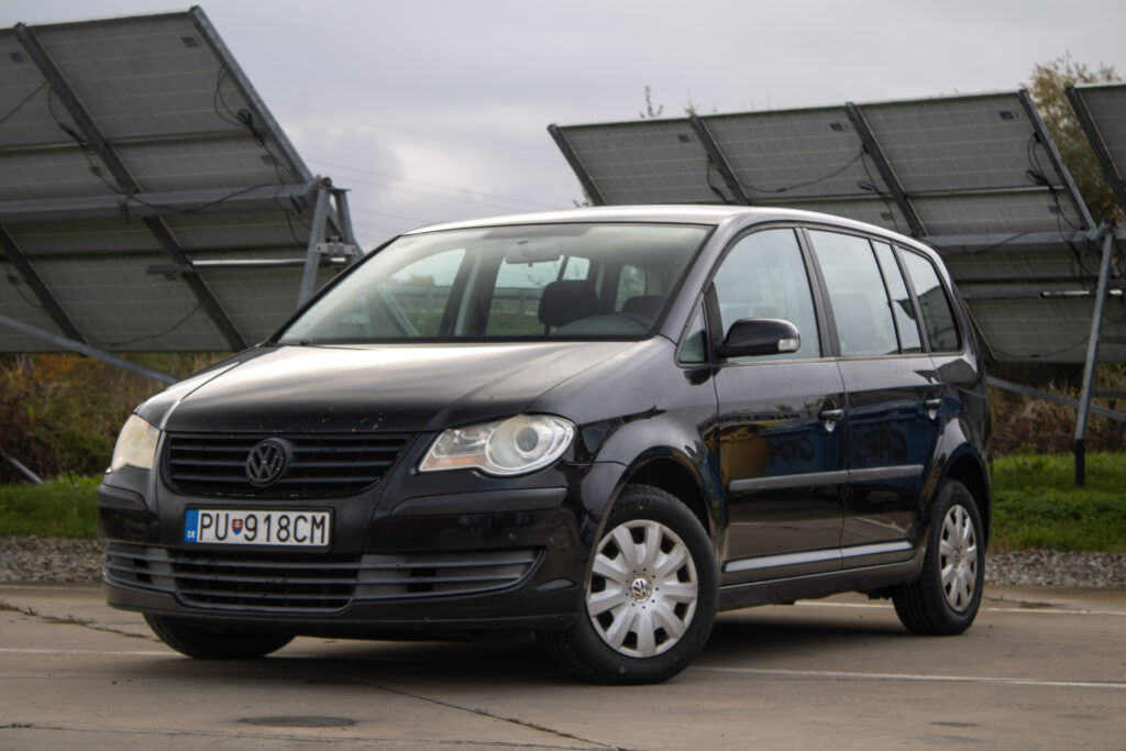 Volkswagen Touran 1.9 TDI, 77kW, 7 miestny / AJ NA SPLÁTKY / PROTIÚČET /
