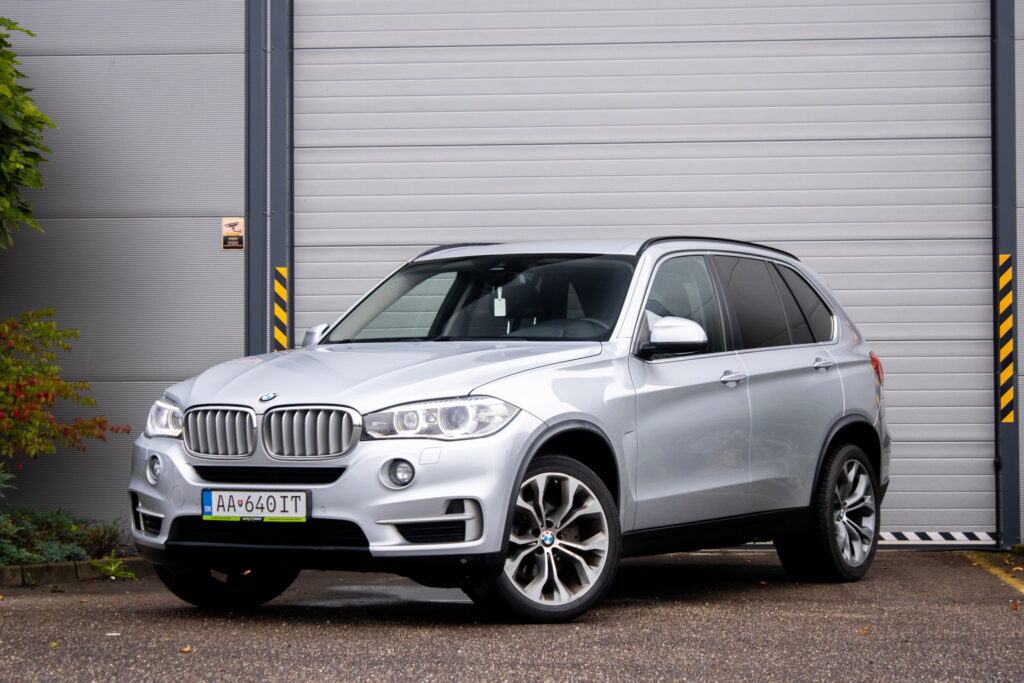 BMW X5 xDrive40d A/T, 230kw, A8, 5d. / AJ NA SPLÁTKY / PROTIÚČET /