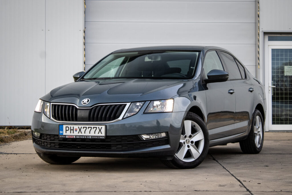 Škoda Octavia 1.6 TDI DSG  / AJ NA SPLÁTKY /
