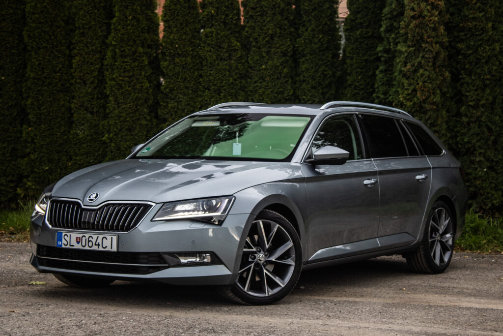 Škoda Superb Combi 2.0TDI 190k Style DSG, 140kW, A7, 5d. / AJ NA SPLÁTKY / PROTIÚČET /