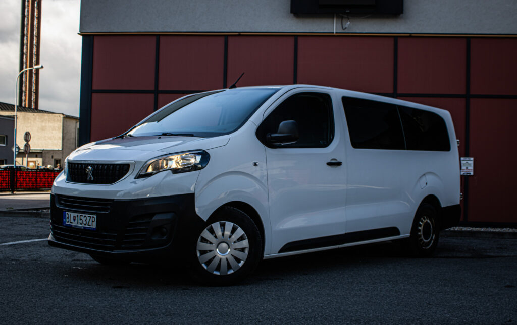 Peugeot Traveller  1.6 BlueHDi S&S Active Long, 85kW, M6,5D./ AJ NA SPLÁTKY / PROTIÚČET /