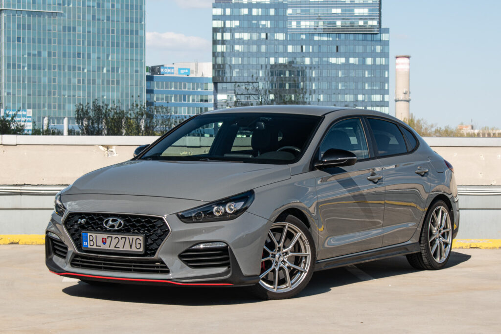 Hyundai i30 N 2.0 T-GDi N Performance Fastback 202kw M6 AJ NA SPLÁTKY / PROTIÚČET