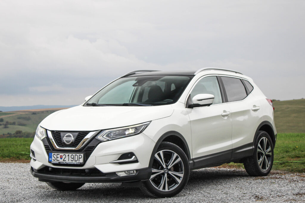 Nissan Qashqai DIG-T 160 Tekna / AJ NA SPLÁTKY / PROTIÚČET /