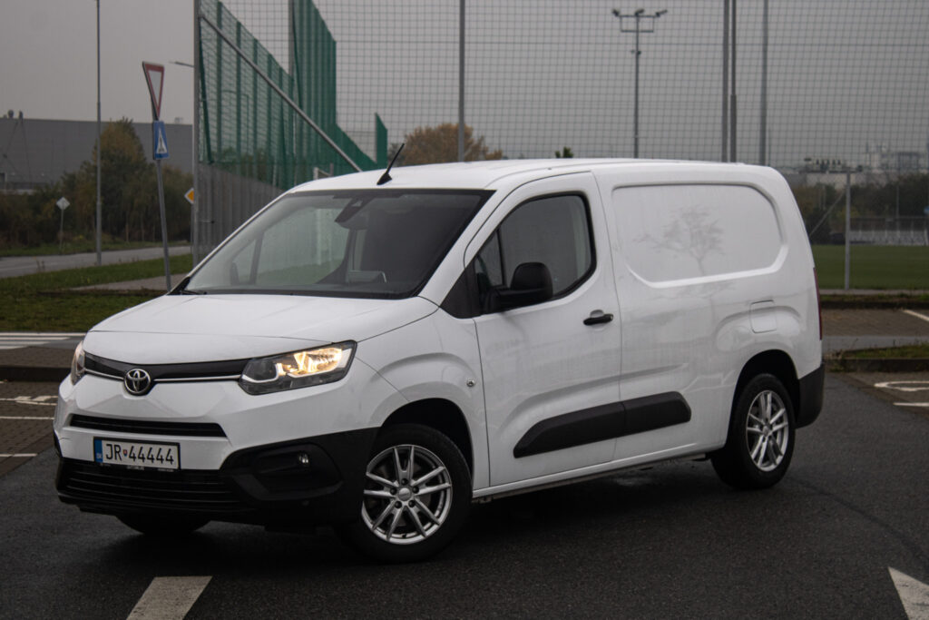 Toyota Proace City Verso 1.2T 110 Short Family