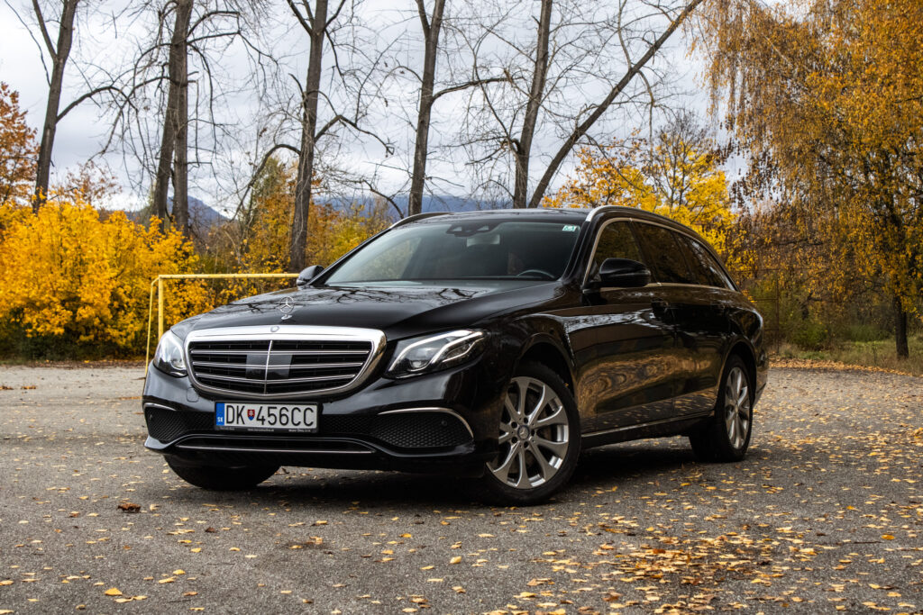 Mercedes-Benz E trieda Kombi 400 4MATIC A/T