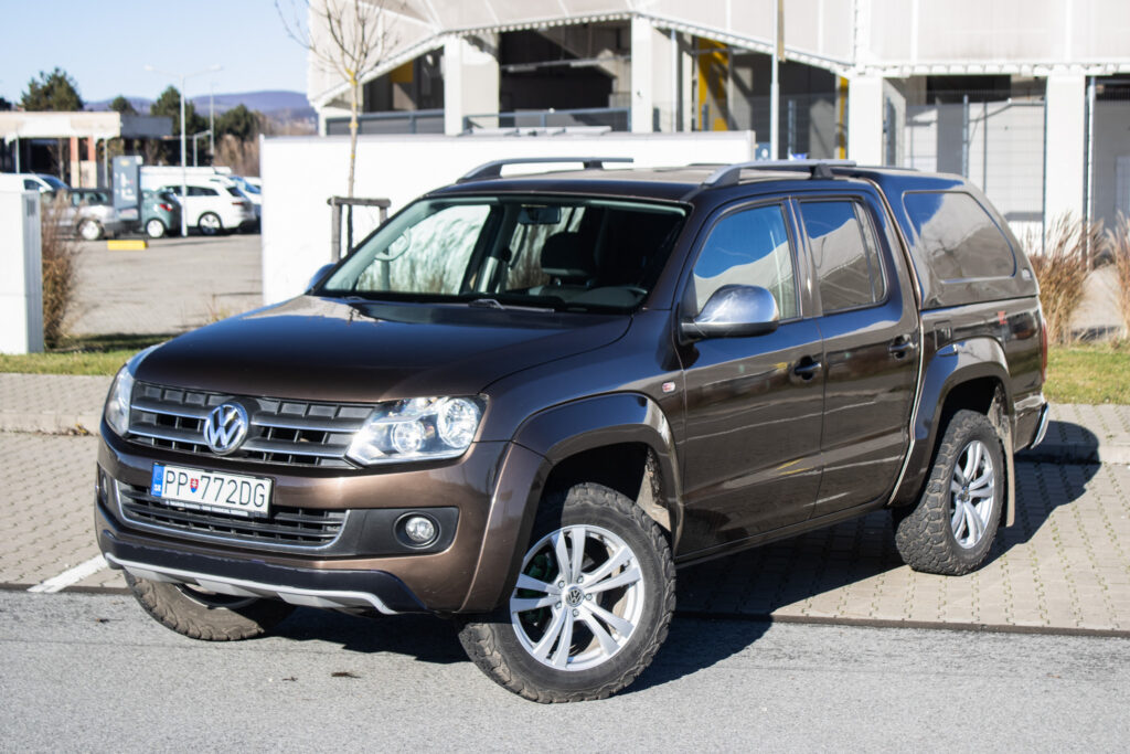 Volkswagen Amarok 2.0 BITDI 4MOTION TRENDLINE, 120kW (2012) / AJ NA SPLÁTKY / PROTIÚČET /