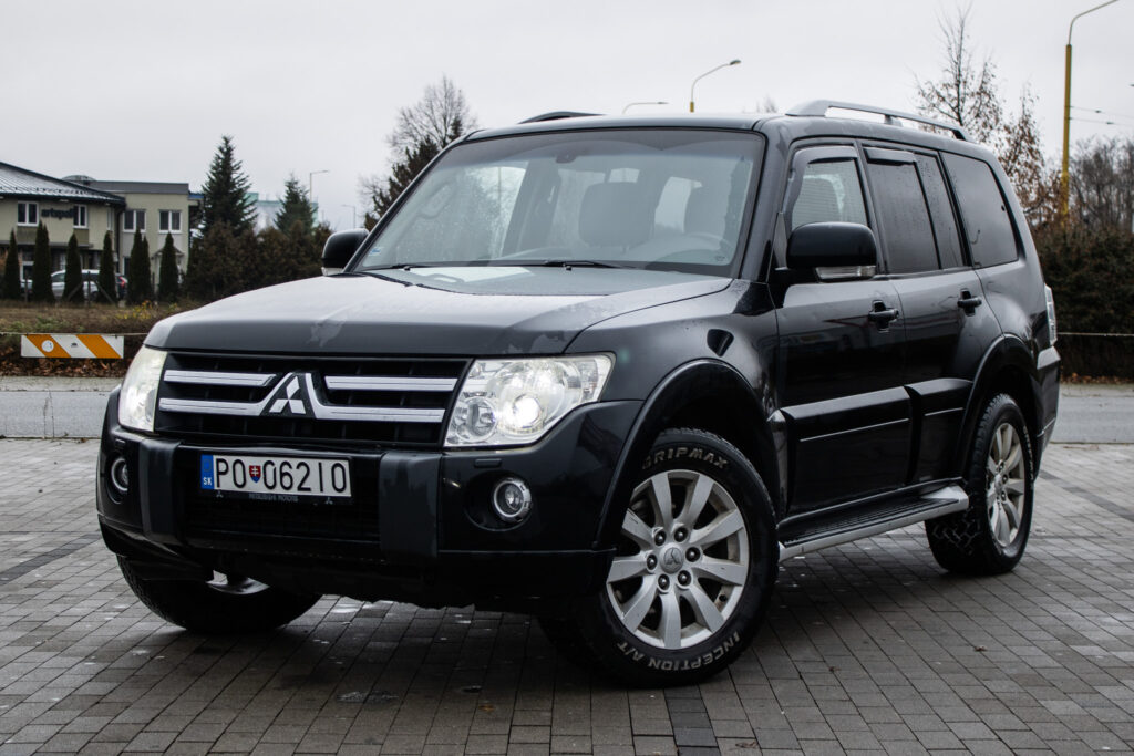 Mitsubishi Pajero 3.2 DI-D, 147kW (2011) / AJ NA SPLÁTKY / PROTIÚČET /