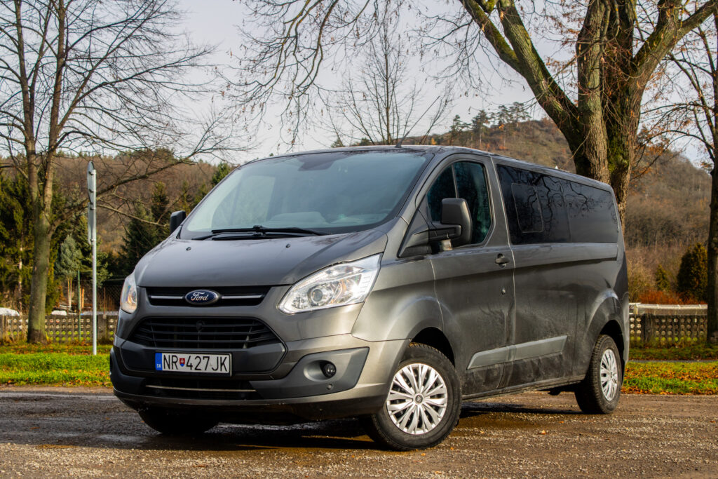 Ford Transit Custom 2.0 TDCi 130 / AJ NA SPLÁTKY / PROTIÚČET /
