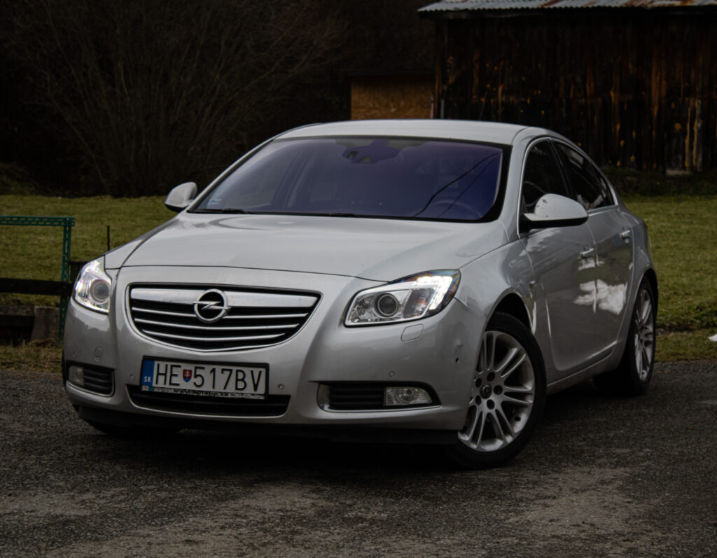 Opel Insignia 2.0 CDTI 160k Sport  / AJ NA SPLÁTKY / PROTIÚČET /