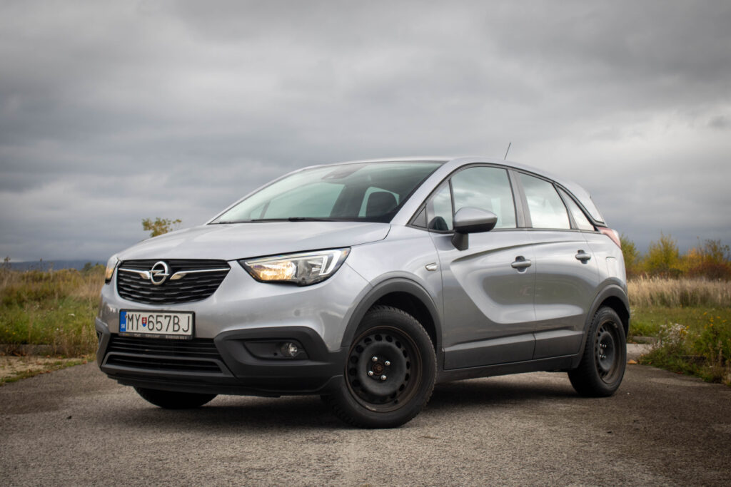 Opel Crossland X 1.2 TURBO / AJ NA SPLÁTKY /