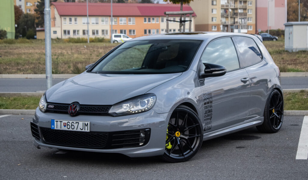Volkswagen Golf 2.0 TSI GTI, 173kW (2011) / AJ NA SPLÁTKY / PROTIÚČET /