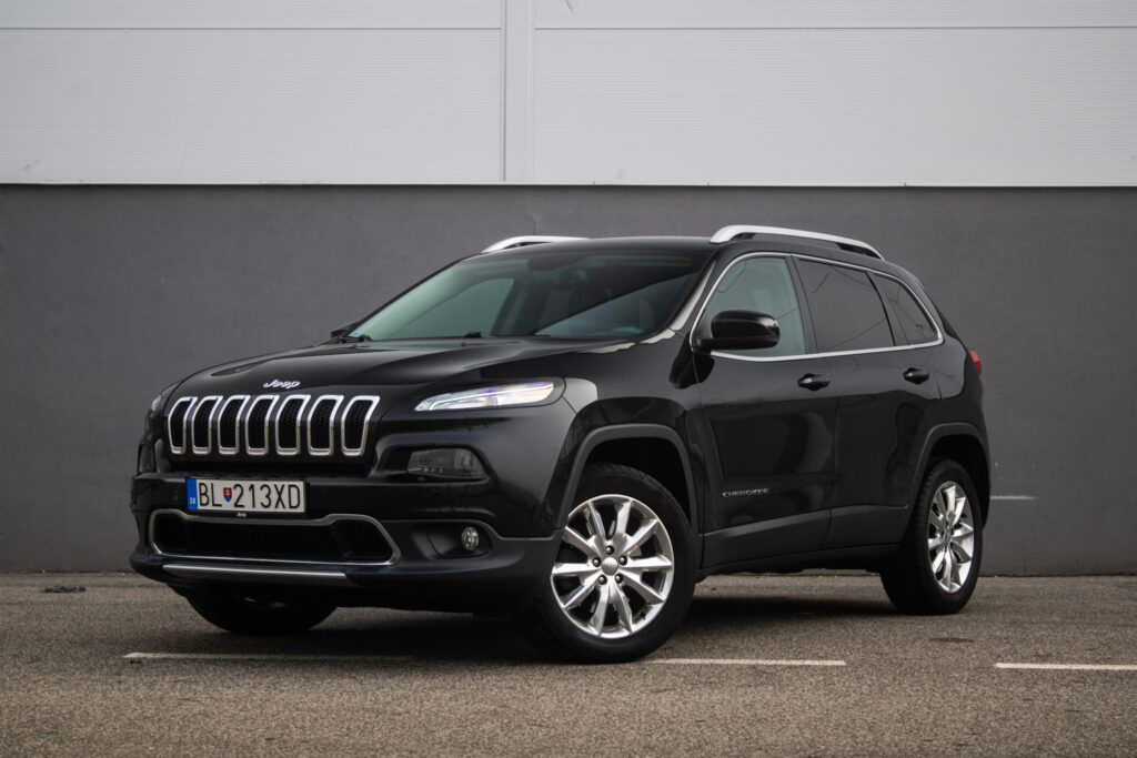 Jeep Cherokee 2.2 CRD Limited 4x4 / AJ NA SPLÁTKY / PROTIÚČET /