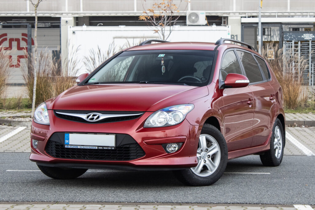 Hyundai i30 CW 80kW (2011) / AJ NA SPLÁTKY / PROTIÚČET /