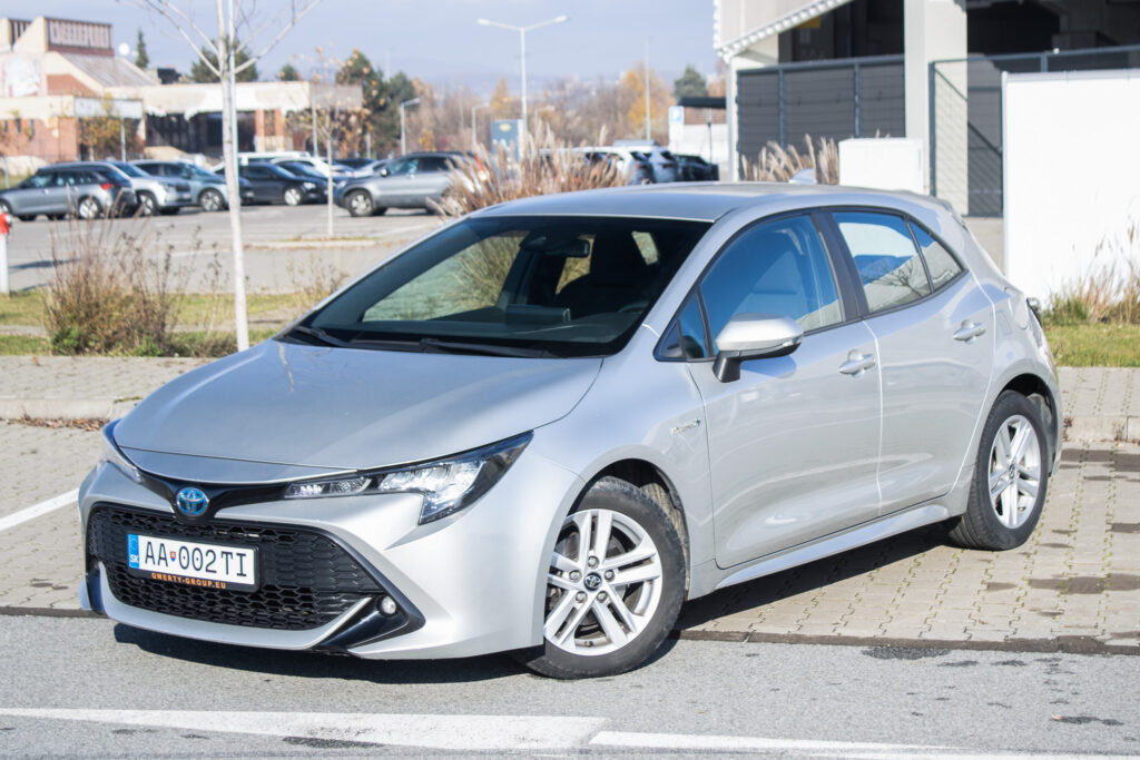 Toyota Corolla Hybrid, 72kW (2020) / AJ NA SPLÁTKY / PROTIÚČET /