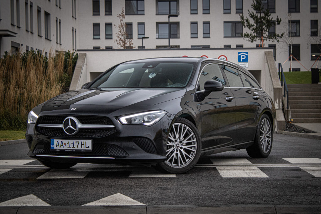 Mercedes-Benz CLA Shooting Brake SB 200 A/T, 120kW,  / V ZÁRUKE / TOP STAV / AJ NA SPLÁTKY /