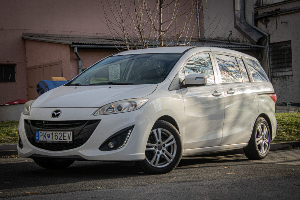 Mazda 5 1.8 MZR TE, 85kW, M6, 5d. / 7 MIEST / AJ NA SPLÁTKY / PROTIHODNOTA /
